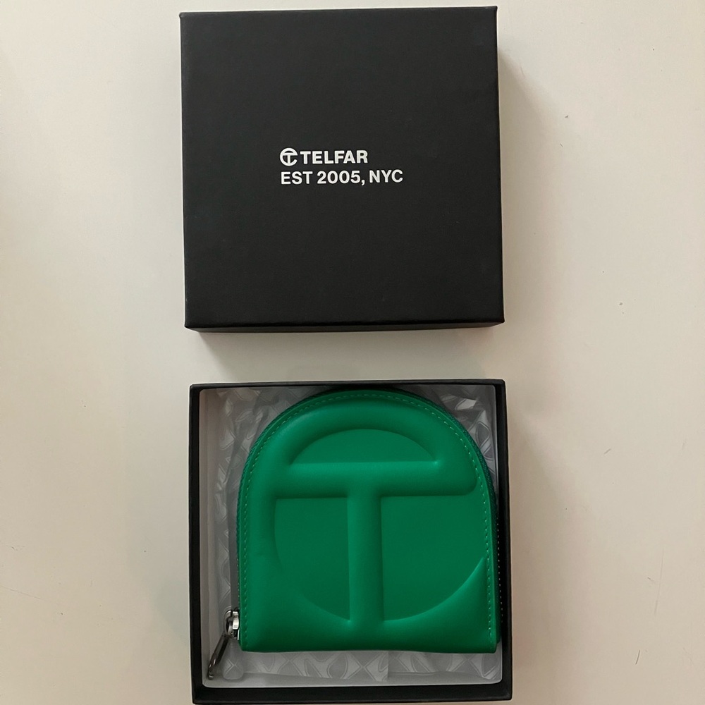 NEW Telfar Green Wallet